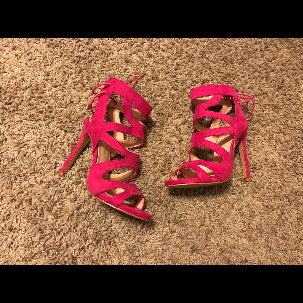 Super cute Hot Pink Heels